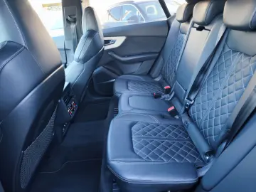 Audi Q8 3.0 55 TFSI quattro Tiptronic MHEV