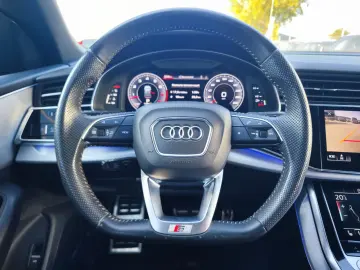 Audi Q8 3.0 55 TFSI quattro Tiptronic MHEV