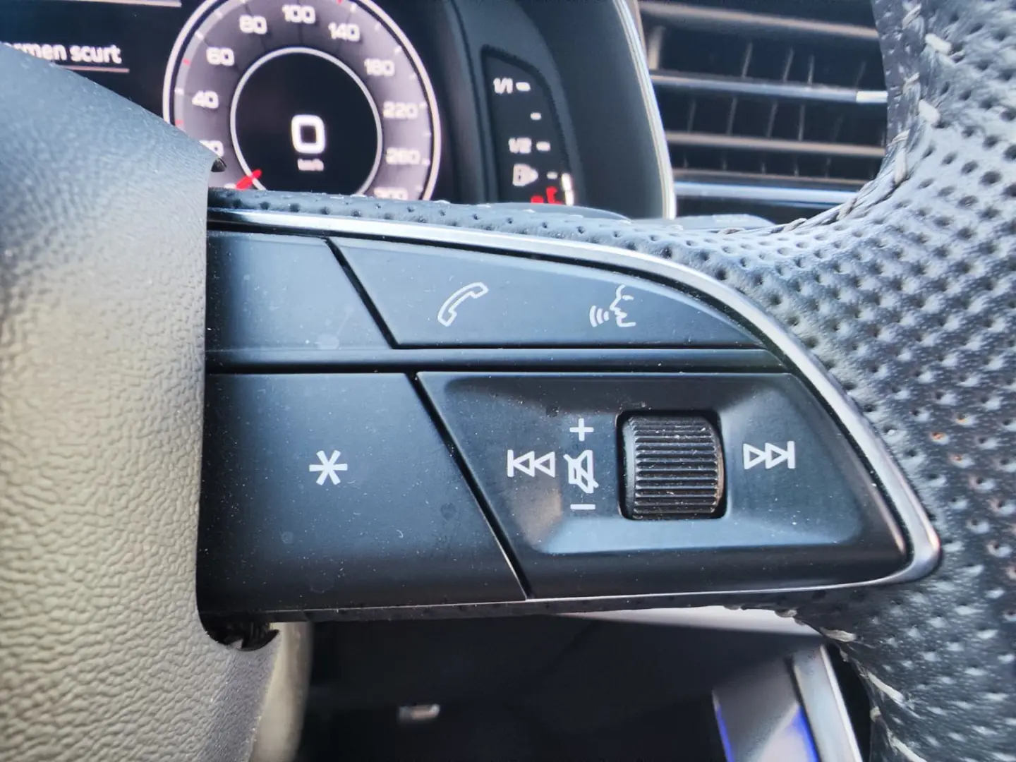 Audi Q8 3.0 55 TFSI quattro Tiptronic MHEV