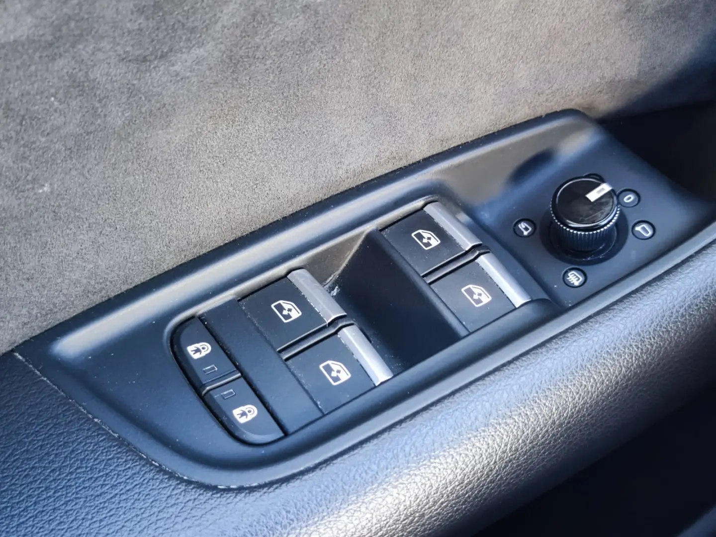 Audi Q8 3.0 55 TFSI quattro Tiptronic MHEV