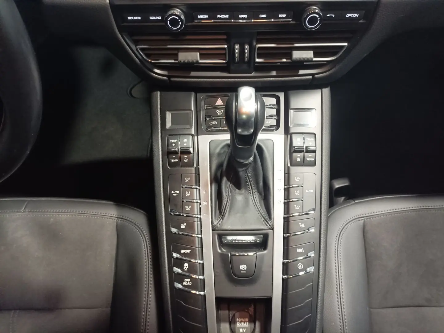 Macan S  LED|Navi|PDC|Kamera|PANO