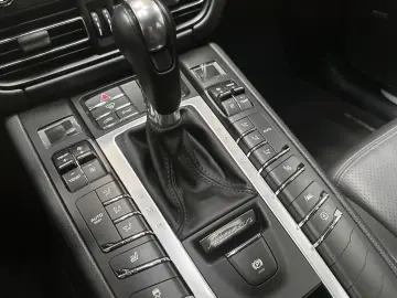 Macan S - PANO/BOSE