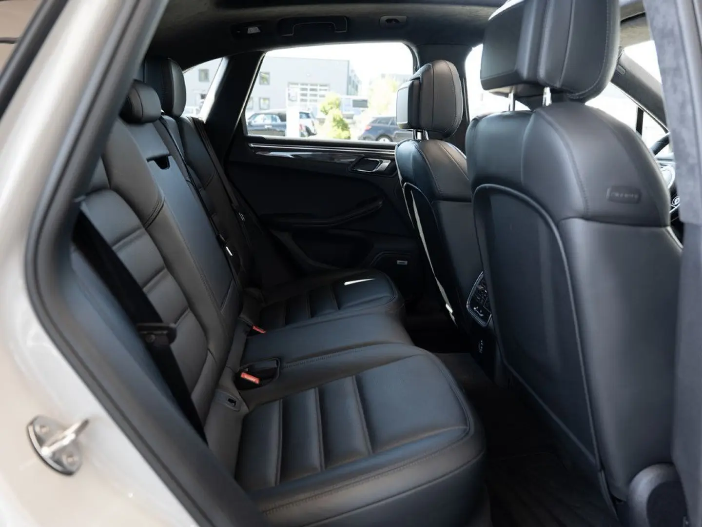 Macan 2.9 Turbo FACEL. PANO AHK SITZBELÜFTUNG