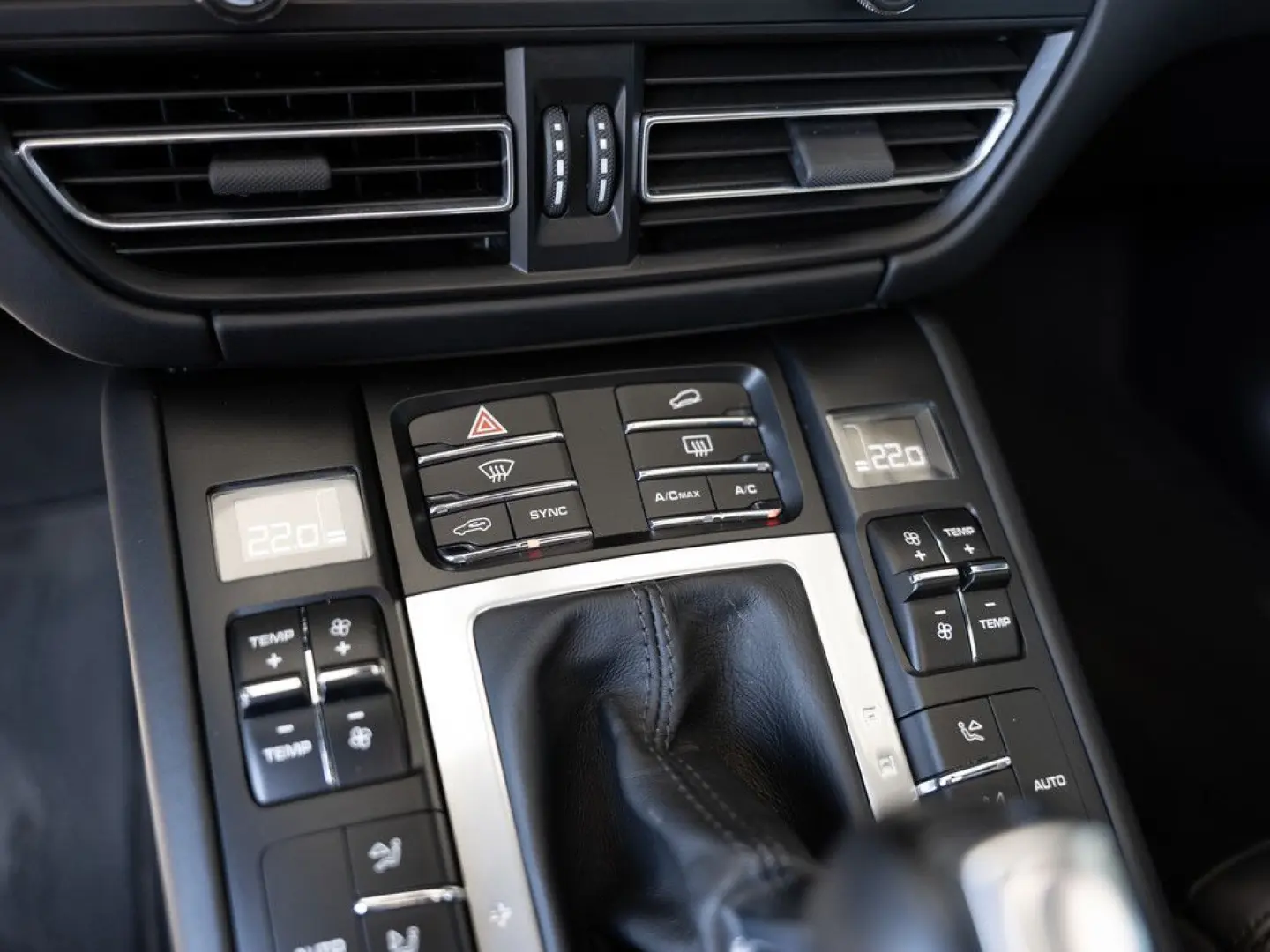 Macan 2.9 Turbo FACEL. PANO AHK SITZBELÜFTUNG
