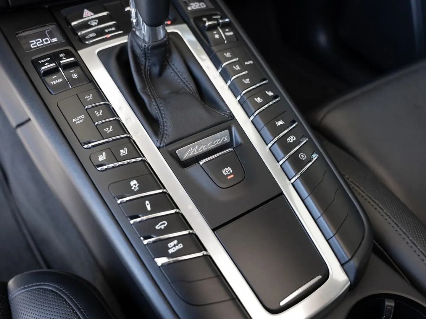 Macan 2.9 Turbo FACEL. PANO AHK SITZBELÜFTUNG