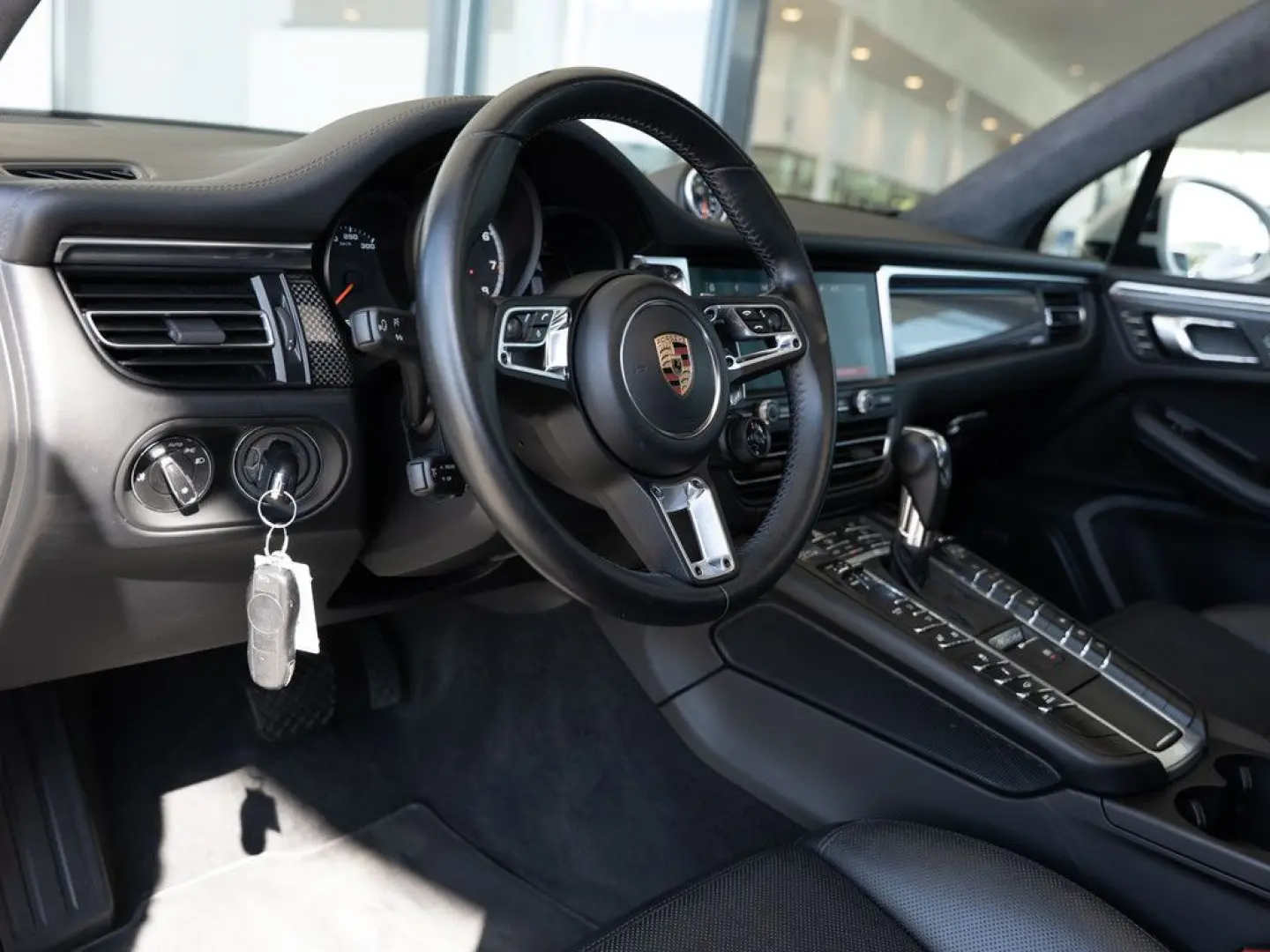 Macan 2.9 Turbo FACEL. PANO AHK SITZBELÜFTUNG