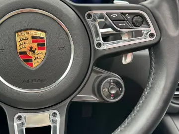 Macan GTS Sport Design ACC/Leder/Pano/Chrono/21'