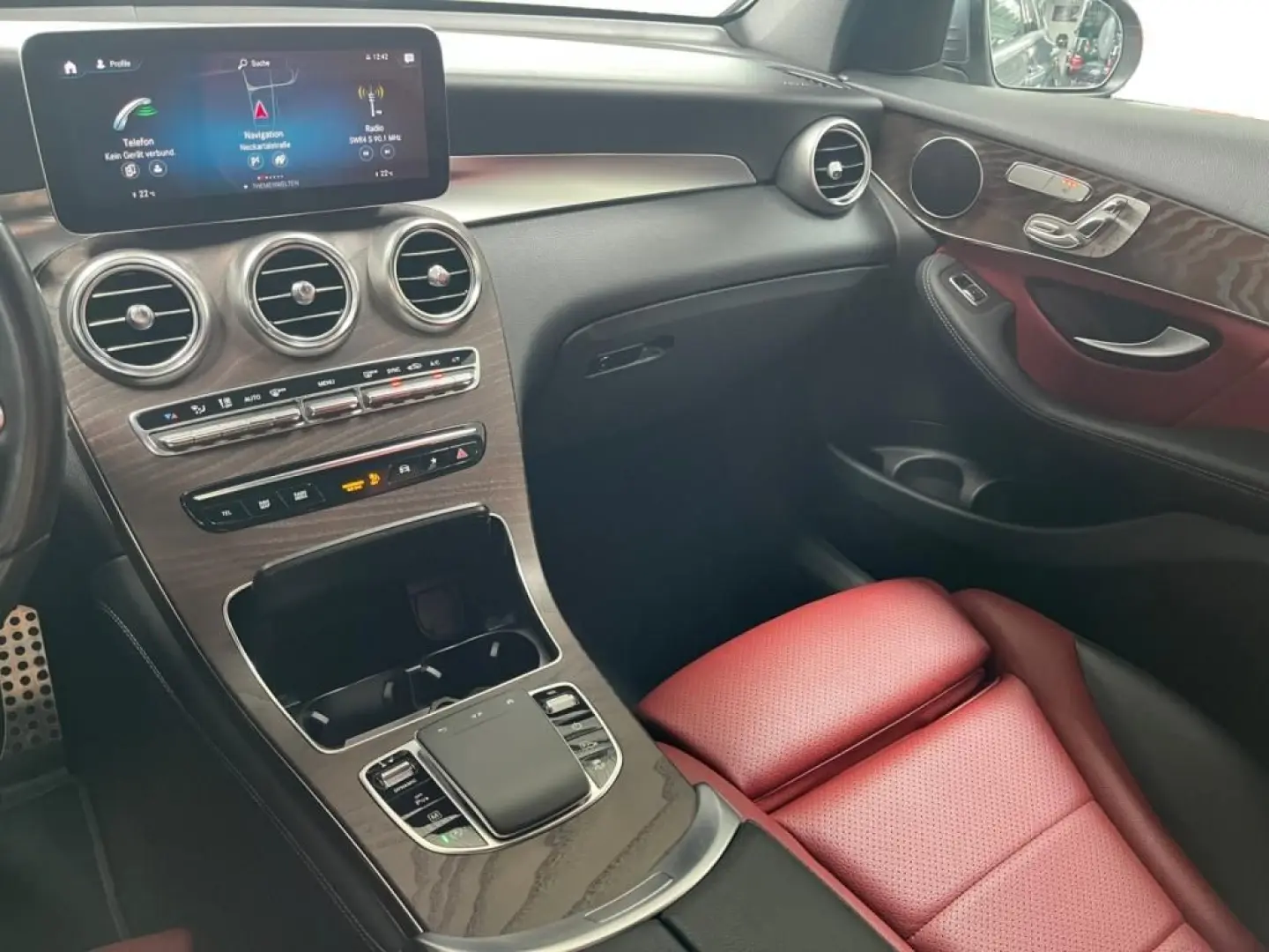 GLC 220 d 4matic Coupe AMG +MBUX+Navi+AHK+SpurH