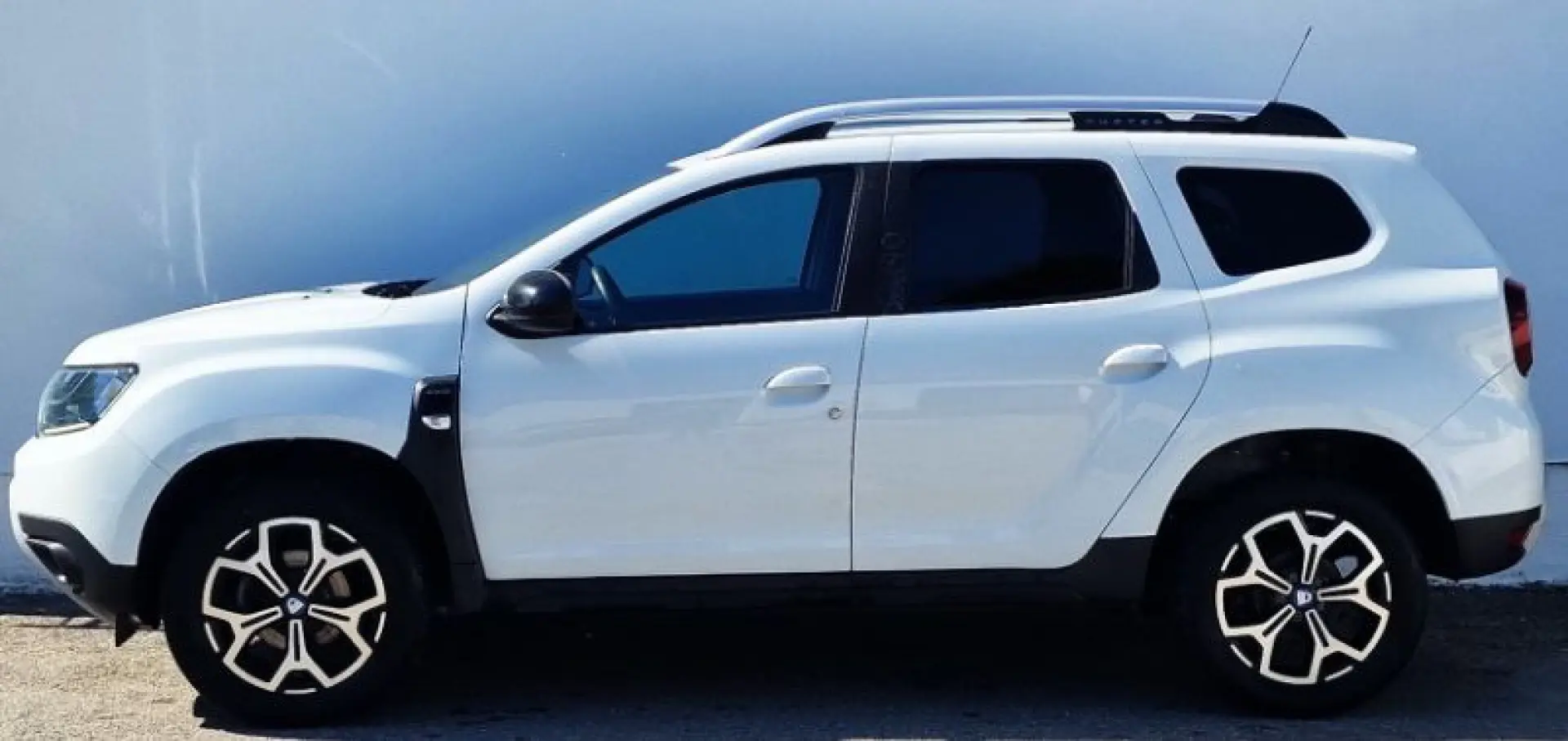 DACIA DUSTER 1.5 Blue dCi 115CP BlueLine 4WD
