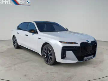 M760e xDrive M PERFORMANCE | 30% UPE-Nachlass