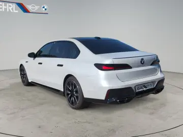 M760e xDrive M PERFORMANCE | 30% UPE-Nachlass