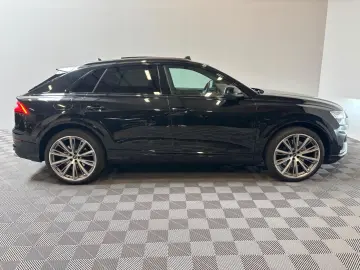SQ8 4.0 TFSI quattro*AHK-Pano-StandHz.-HuD-B&O*