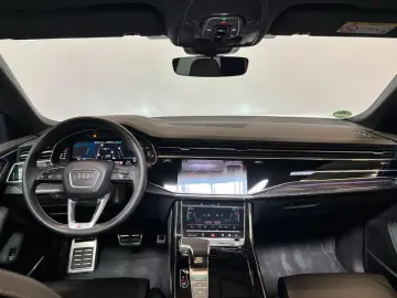 SQ8 4.0 TFSI quattro*AHK-Pano-StandHz.-HuD-B&O*