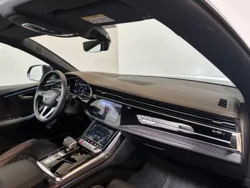 SQ8 4.0 TFSI quattro*AHK-Pano-StandHz.-HuD-B&O*