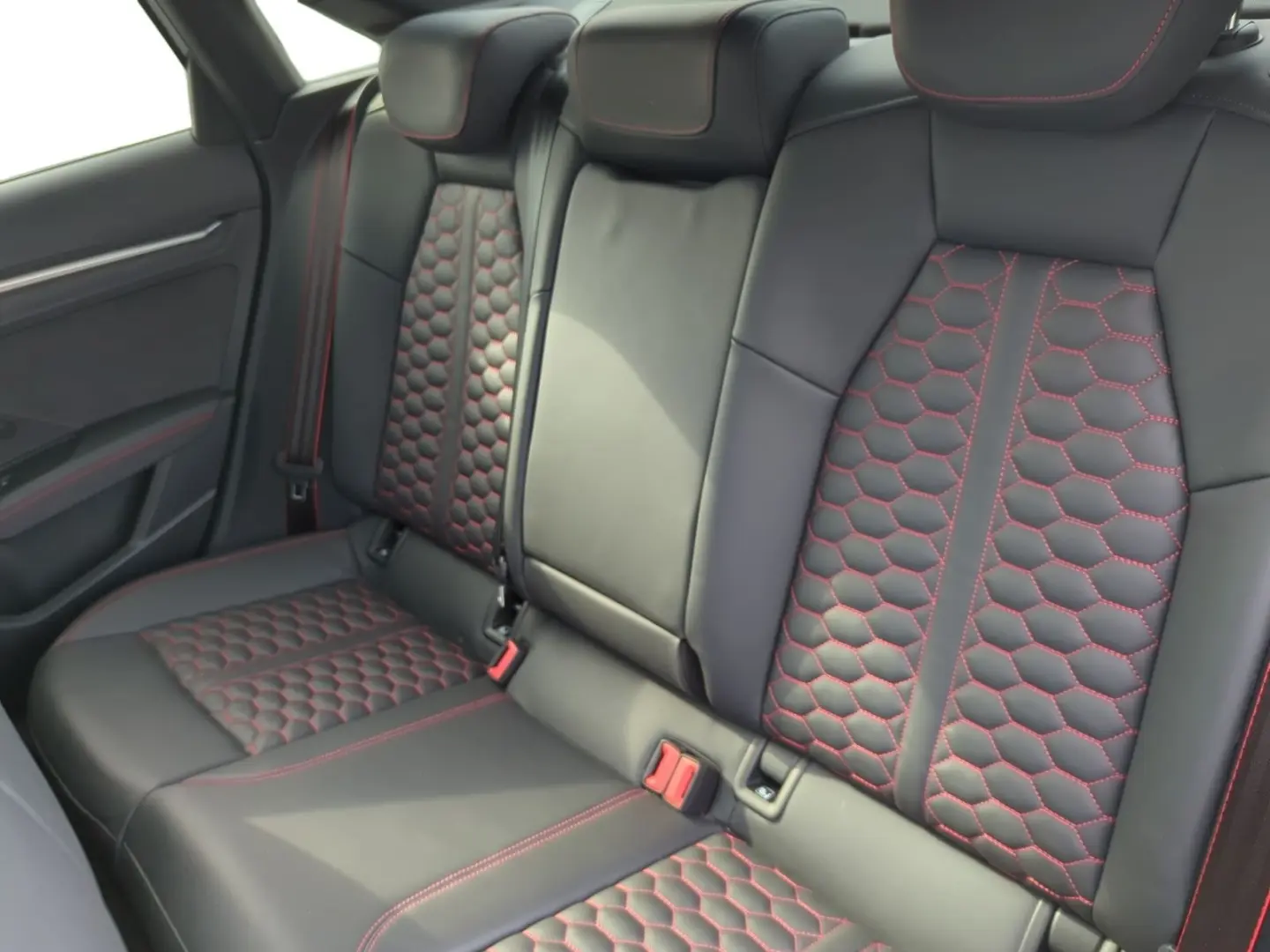 RS3 Limousine 2,5 TFSI S-Tro. Navi+Matrix+ACC+19