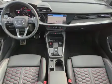 RS3 Limousine 2,5 TFSI S-Tro. Navi+Matrix+ACC+19