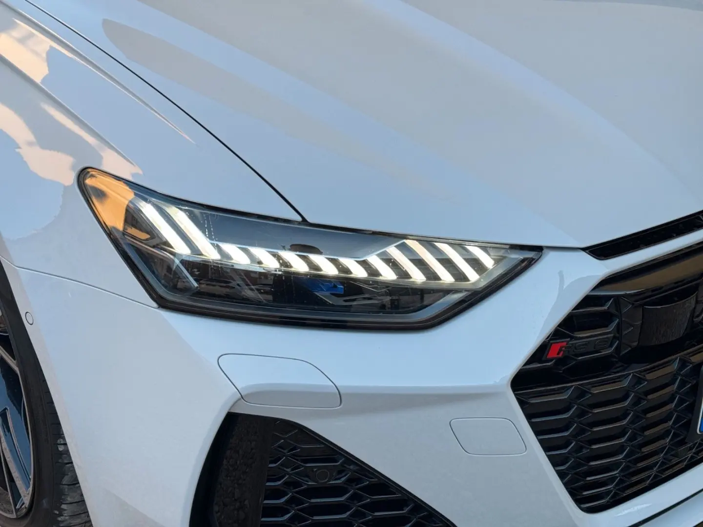RS6 Avant 4.0 TFSI*QUATTRO*PANO*HEADUP*CARBON*