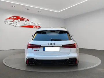 RS6 Avant 4.0 TFSI*QUATTRO*PANO*HEADUP*CARBON*