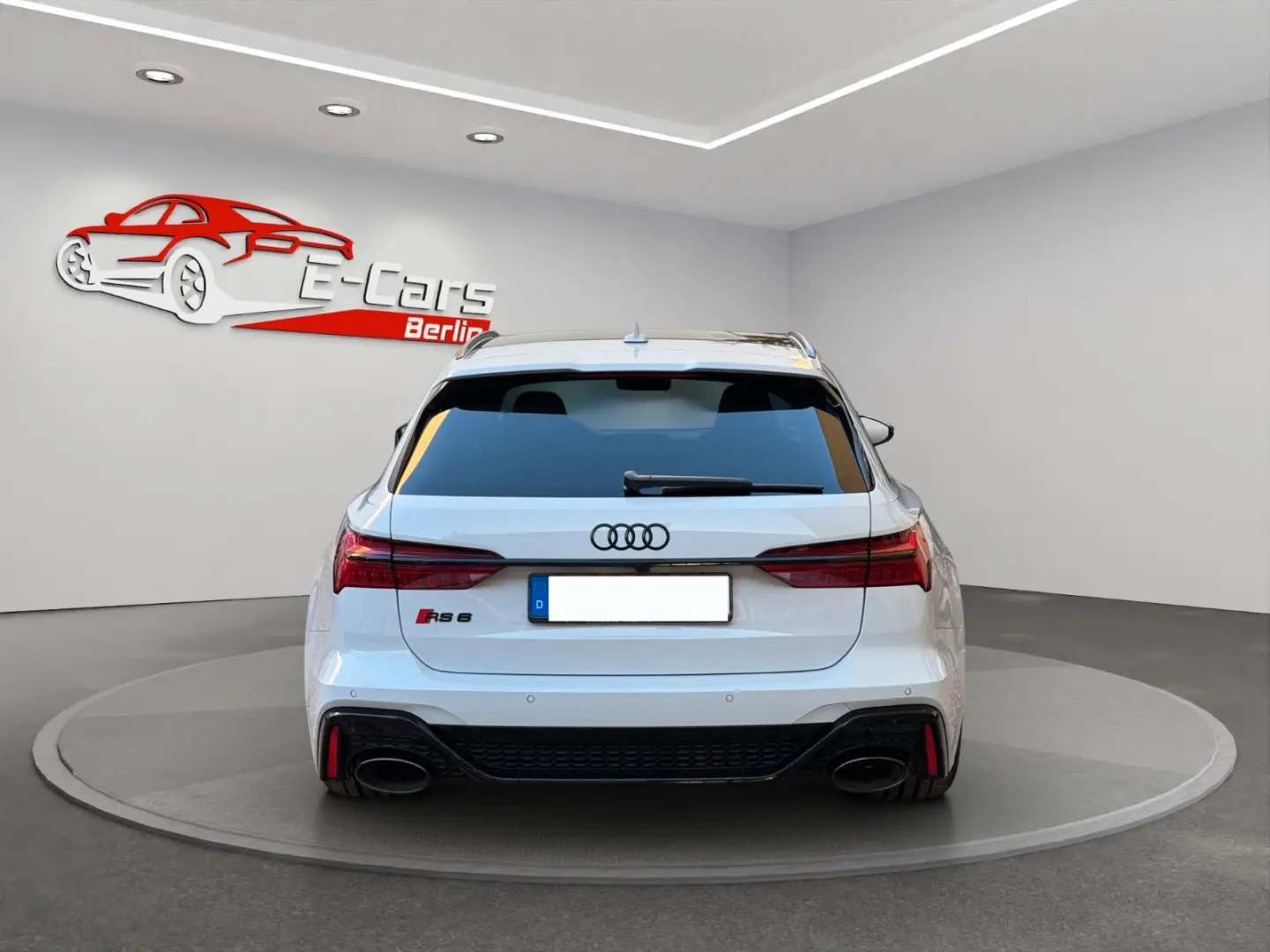 RS6 Avant 4.0 TFSI*QUATTRO*PANO*HEADUP*CARBON*