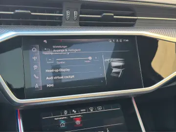 RS6 Avant 4.0 TFSI*QUATTRO*PANO*HEADUP*CARBON*
