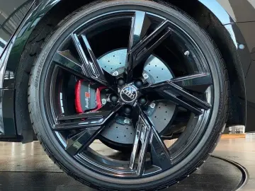 RS6 4.0 TFSI Essentials Sthz Laser Sbel RS-Abg