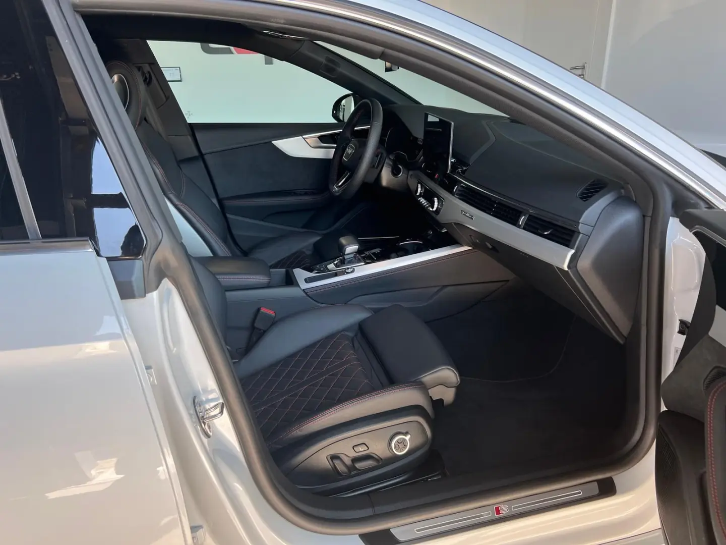 A5 Sportback 40 TDI qu. S-line B&O CARBON PANO