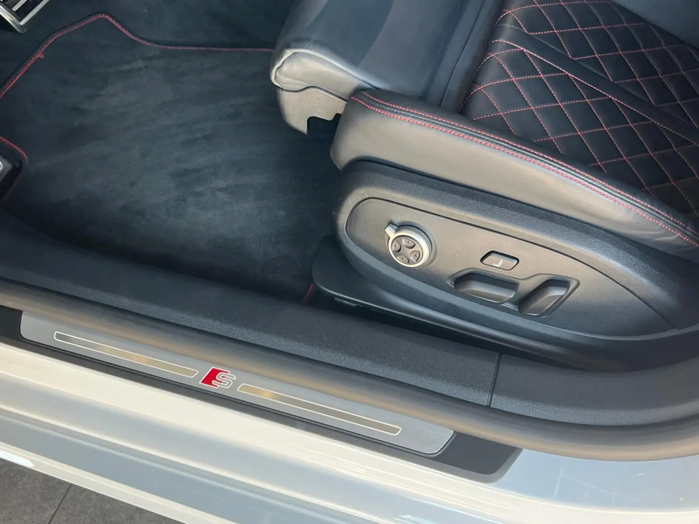 A5 Sportback 40 TDI qu. S-line B&O CARBON PANO