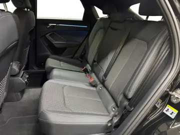 Q3 Sportback 45 TFSIe S line  AHK 360° Sonos Vir