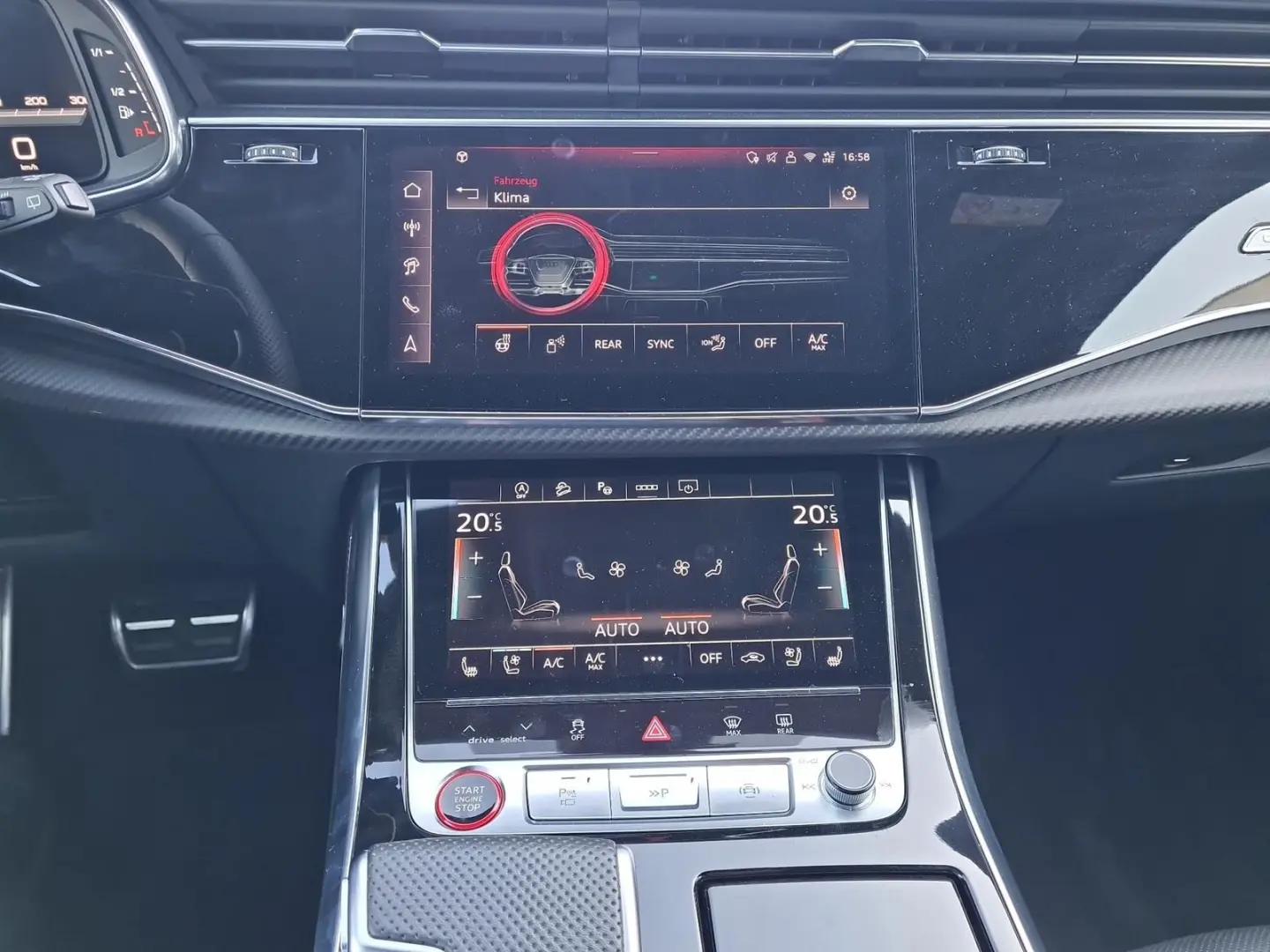 SQ7 4.0 TFSI quattro AHK Matrix B&O 7Sitze Pano
