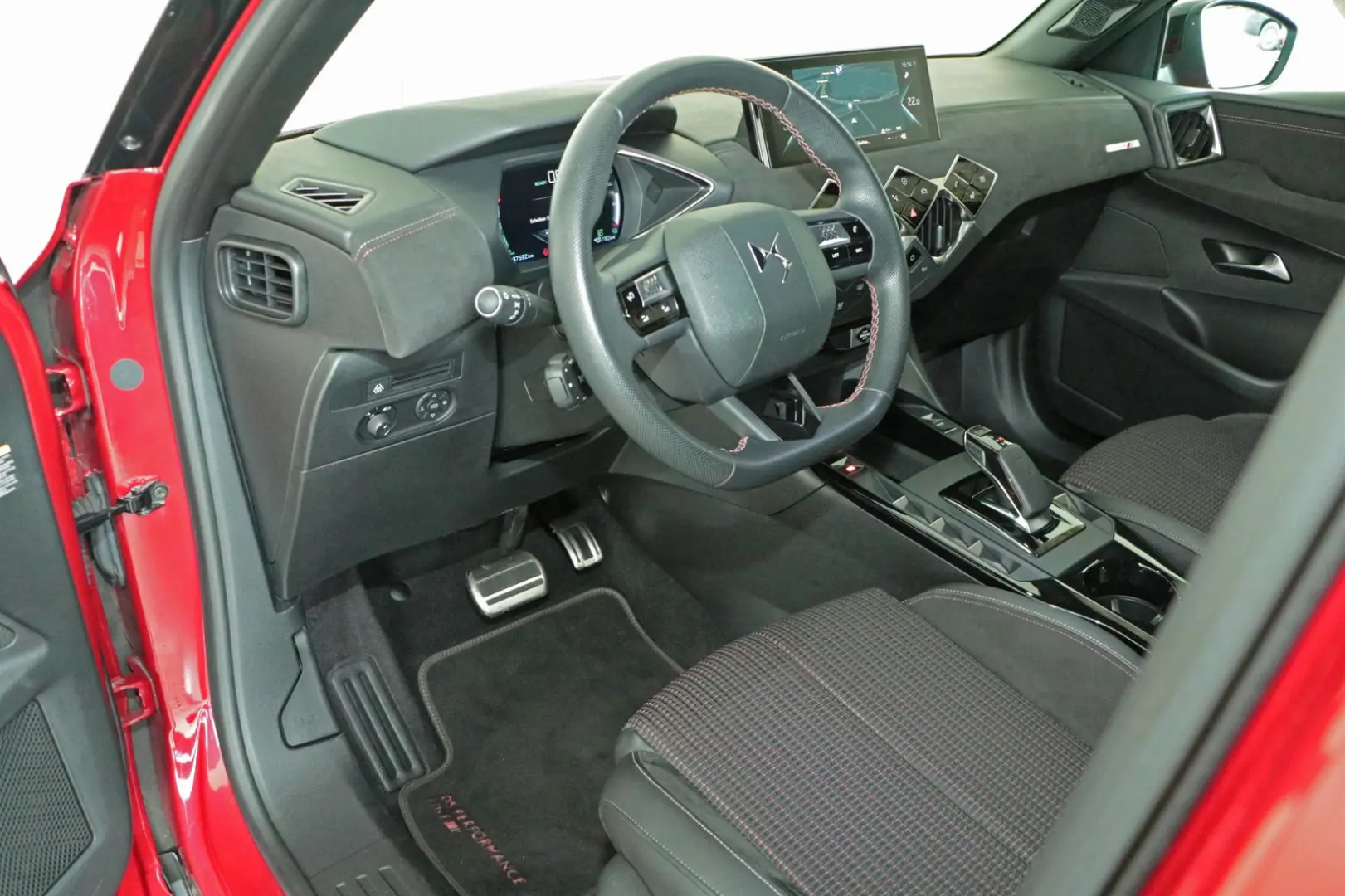 DS3 Crossback E-Tense Performance Line +