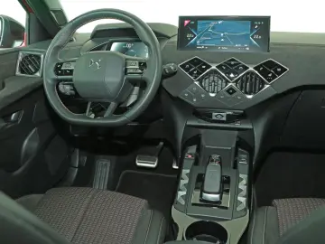 DS3 Crossback E-Tense Performance Line +