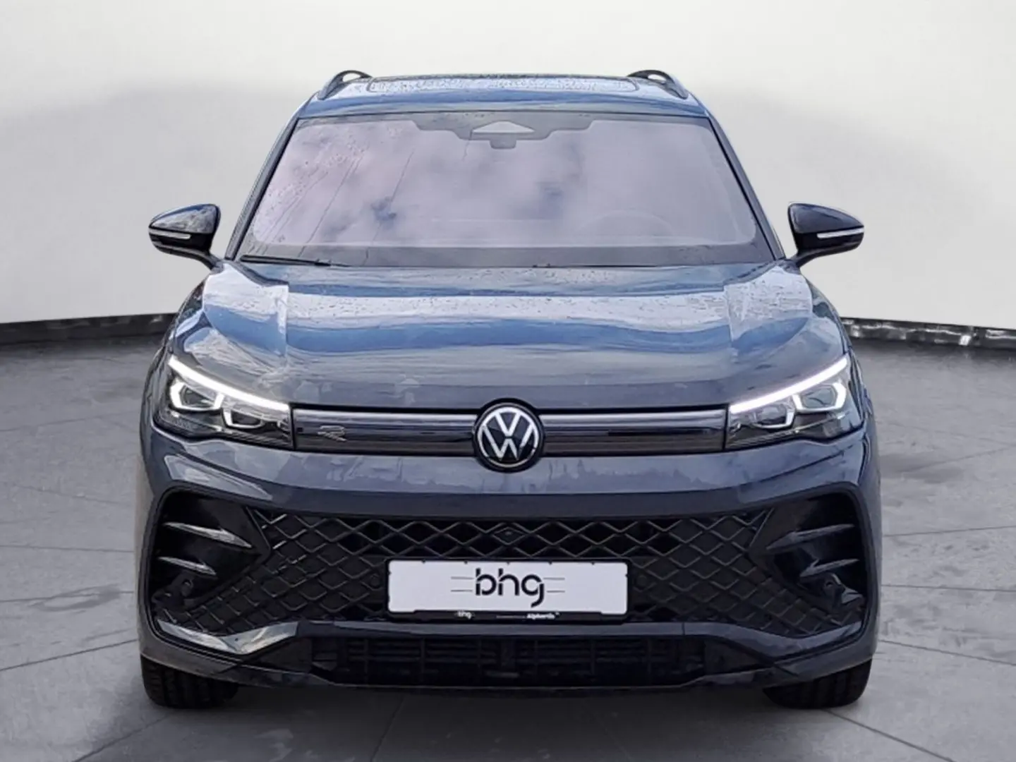 Tiguan R-Line 2.0 TDI DSG 4Motion *AHK*PANO*NAVI