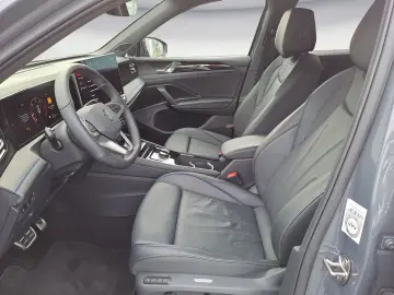 Tiguan R-Line 2.0 TDI DSG 4Motion *AHK*PANO*NAVI