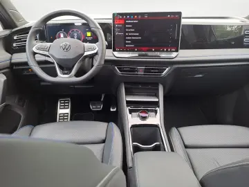 Tiguan R-Line 2.0 TDI DSG 4Motion *AHK*PANO*NAVI