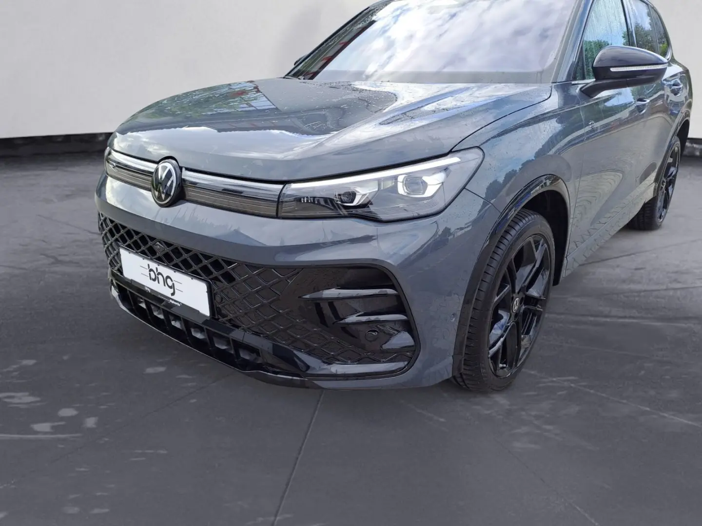 Tiguan R-Line 2.0 TDI DSG 4Motion *AHK*PANO*NAVI