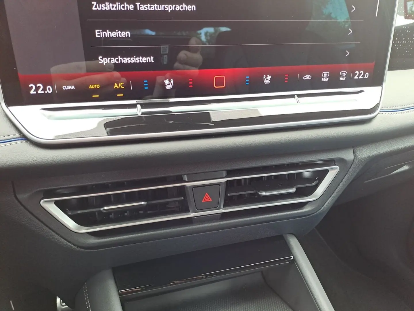 Tiguan R-Line 2.0 TDI DSG 4Motion *AHK*PANO*NAVI