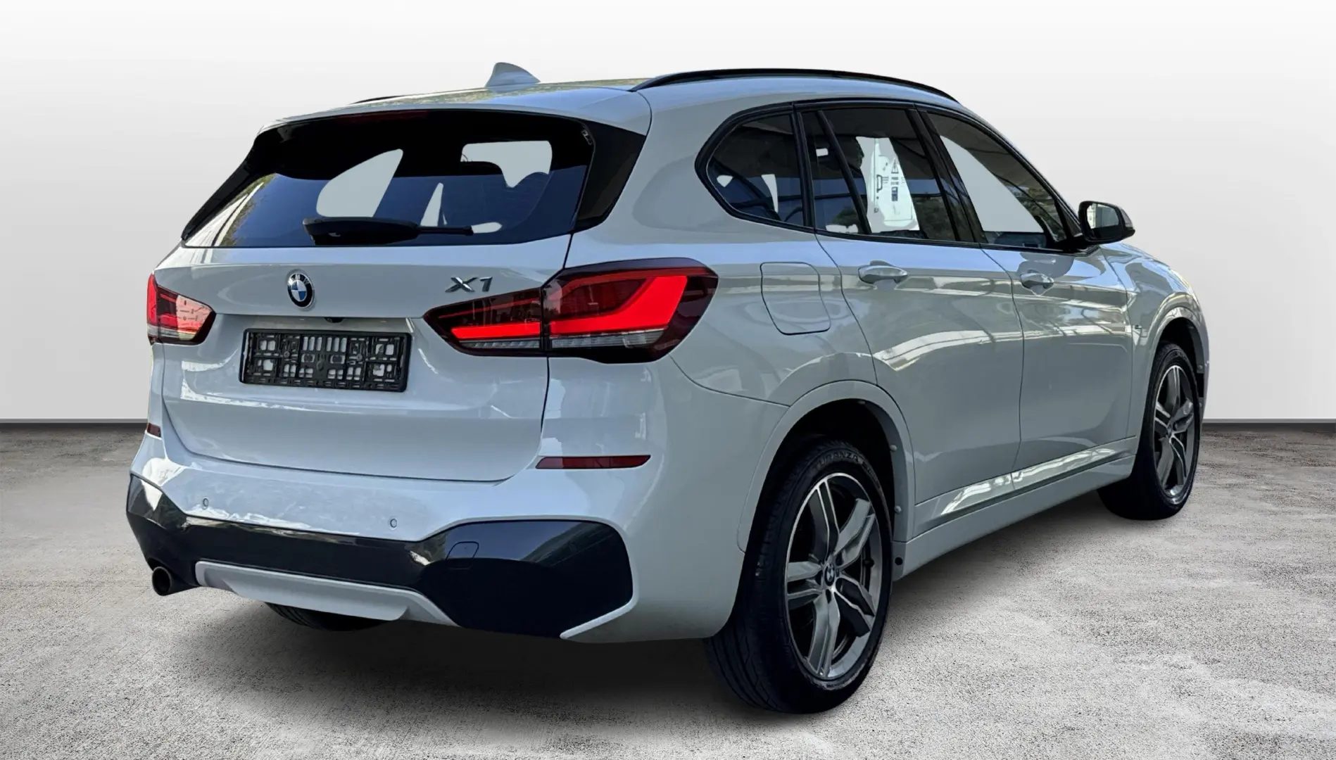 BMW X1 sDrive -190CP -M Pachet -