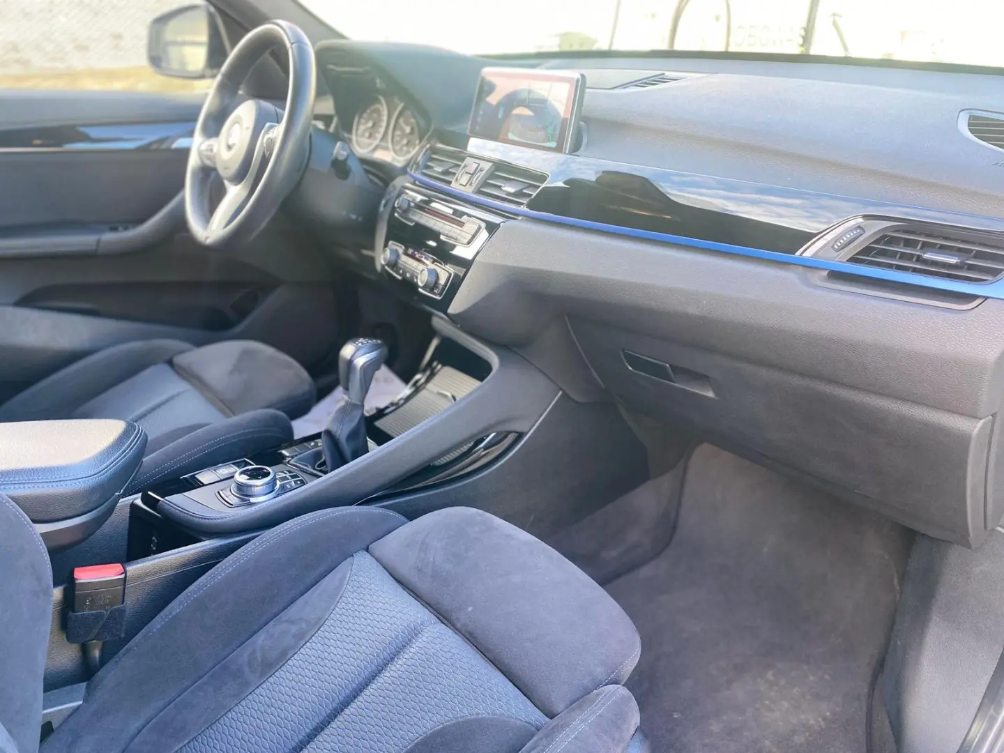 BMW X1 sDrive -190CP -M Pachet -
