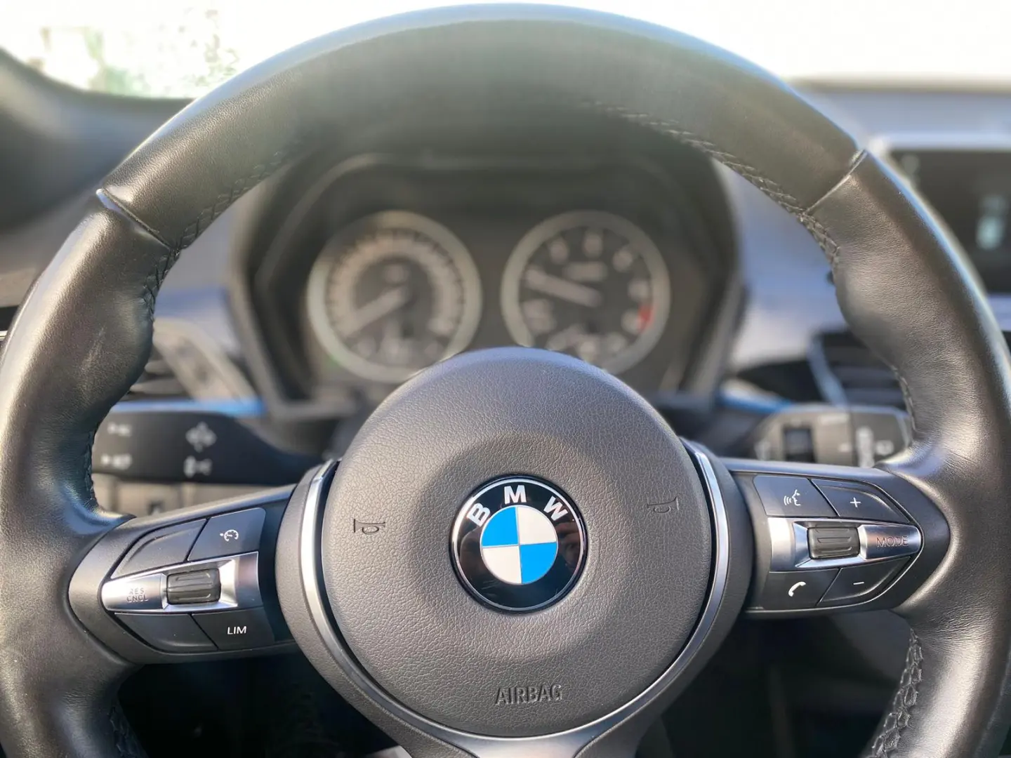 BMW X1 sDrive -190CP -M Pachet -