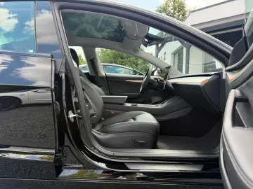 Model 3 Performance Facelift LongRange