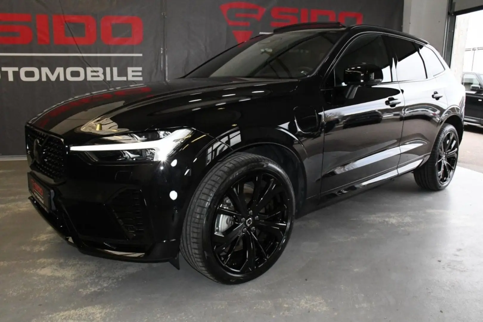 XC60 T6 Recharge Ultra Black AWD*ACC*HuD*PAN*360