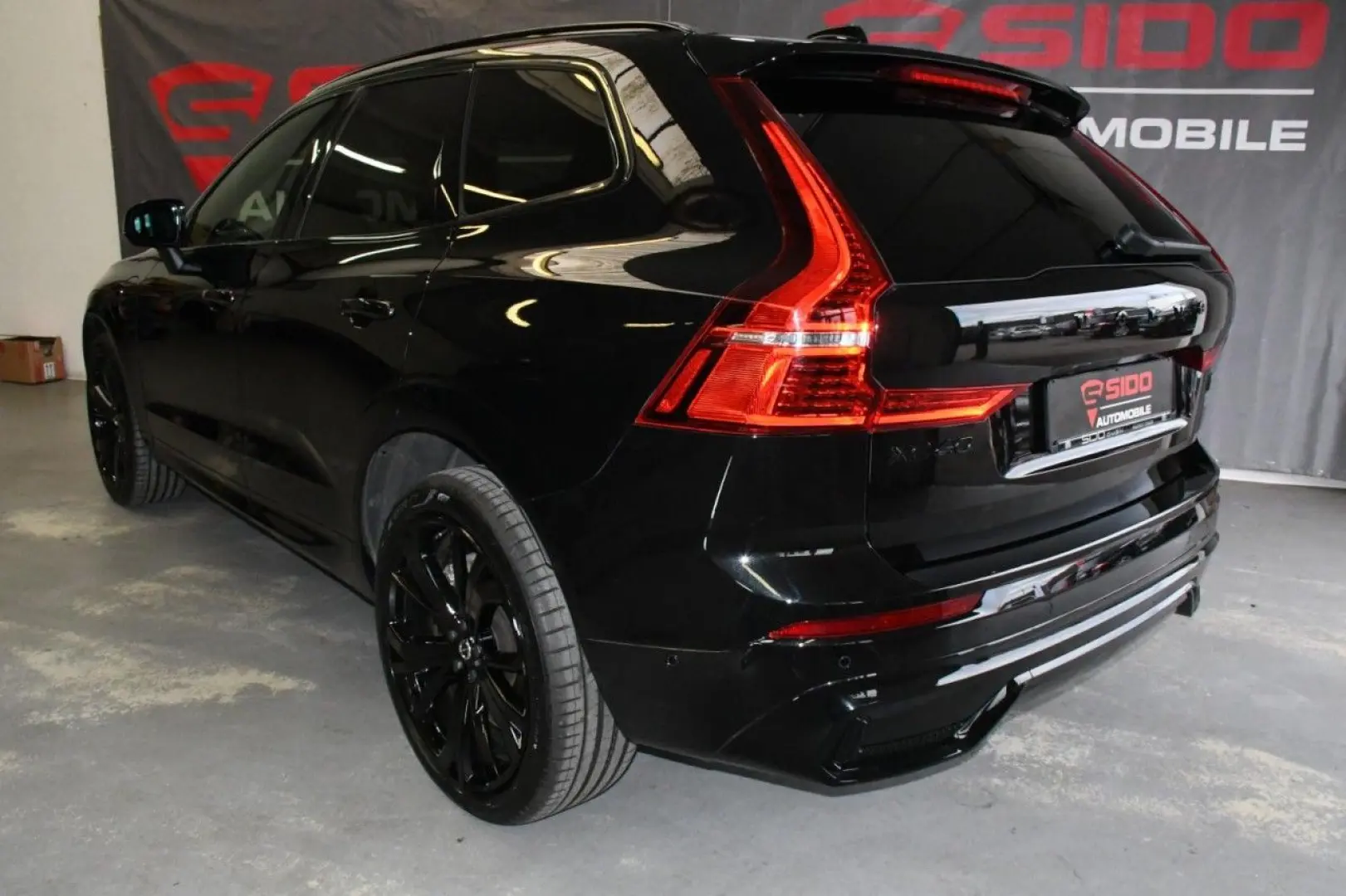 XC60 T6 Recharge Ultra Black AWD*ACC*HuD*PAN*360