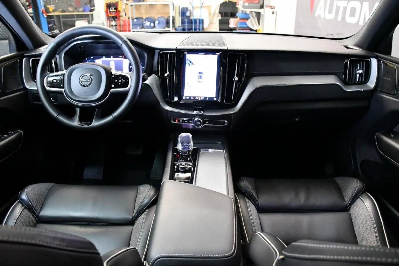 XC60 T6 Recharge Ultra Black AWD*ACC*HuD*PAN*360