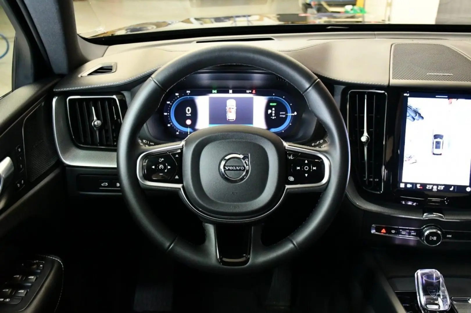 XC60 T6 Recharge Ultra Black AWD*ACC*HuD*PAN*360
