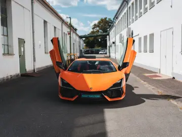 Revuelto *MY25 / AD PERSONAM / ARANCIO FUX*
