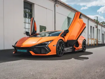 Revuelto *MY25 / AD PERSONAM / ARANCIO FUX*