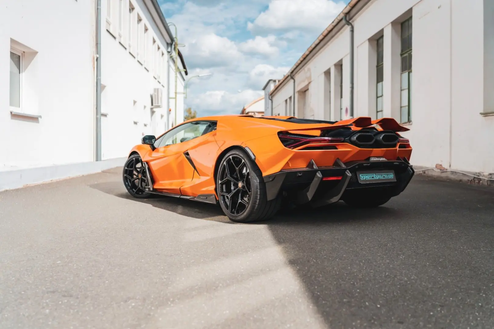 Revuelto *MY25 / AD PERSONAM / ARANCIO FUX*