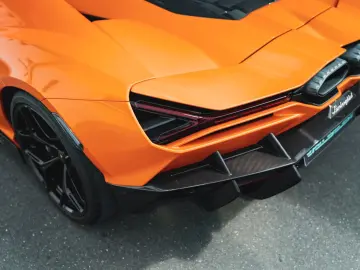 Revuelto *MY25 / AD PERSONAM / ARANCIO FUX*