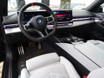 i5 Lim. M60 xDrive