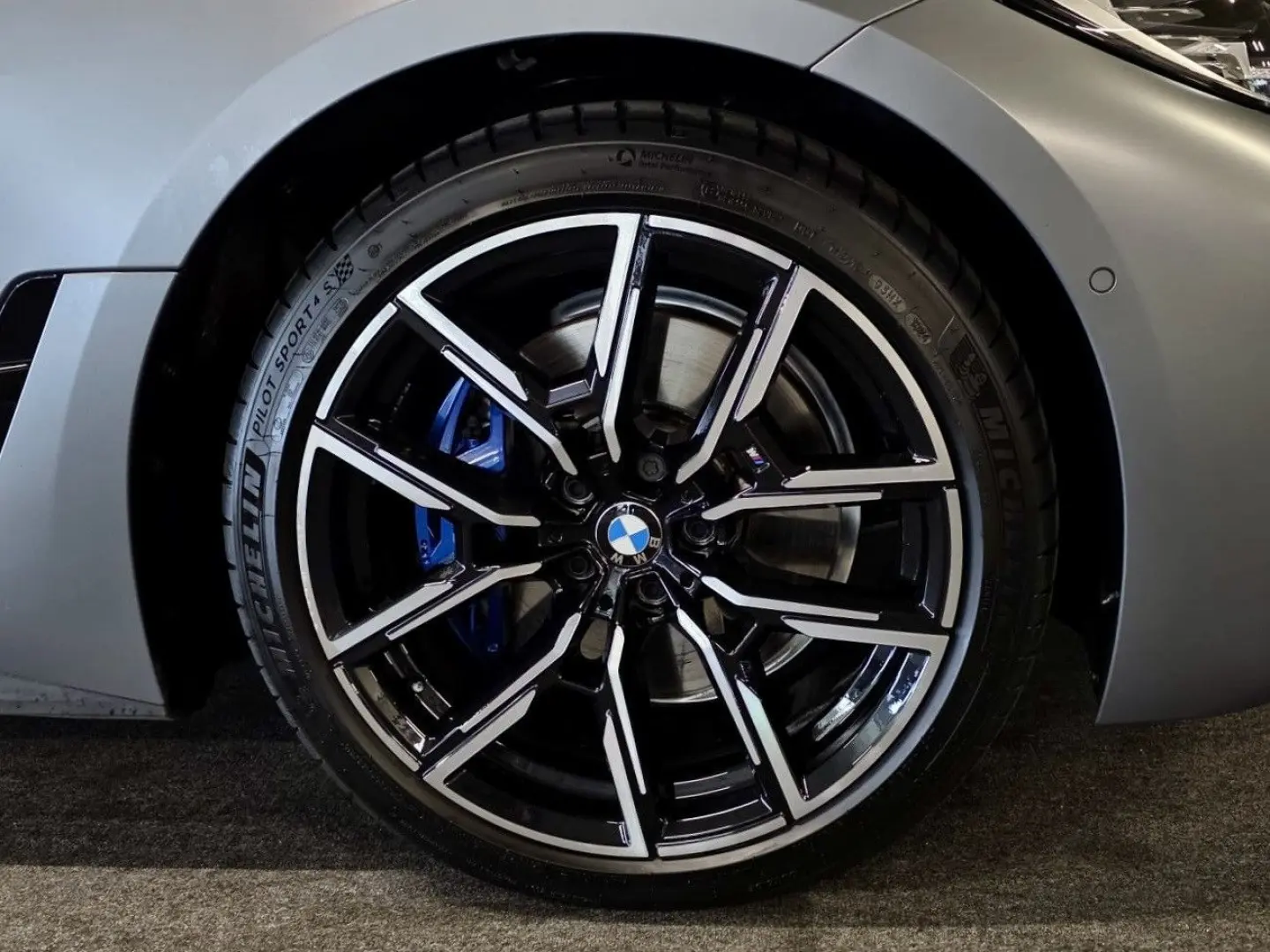 M440 i GRANCOUPE XDRIVE NEW MODEL SPORT SITZE HA